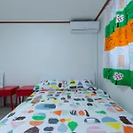 Sunny\'S In Hongdae Area