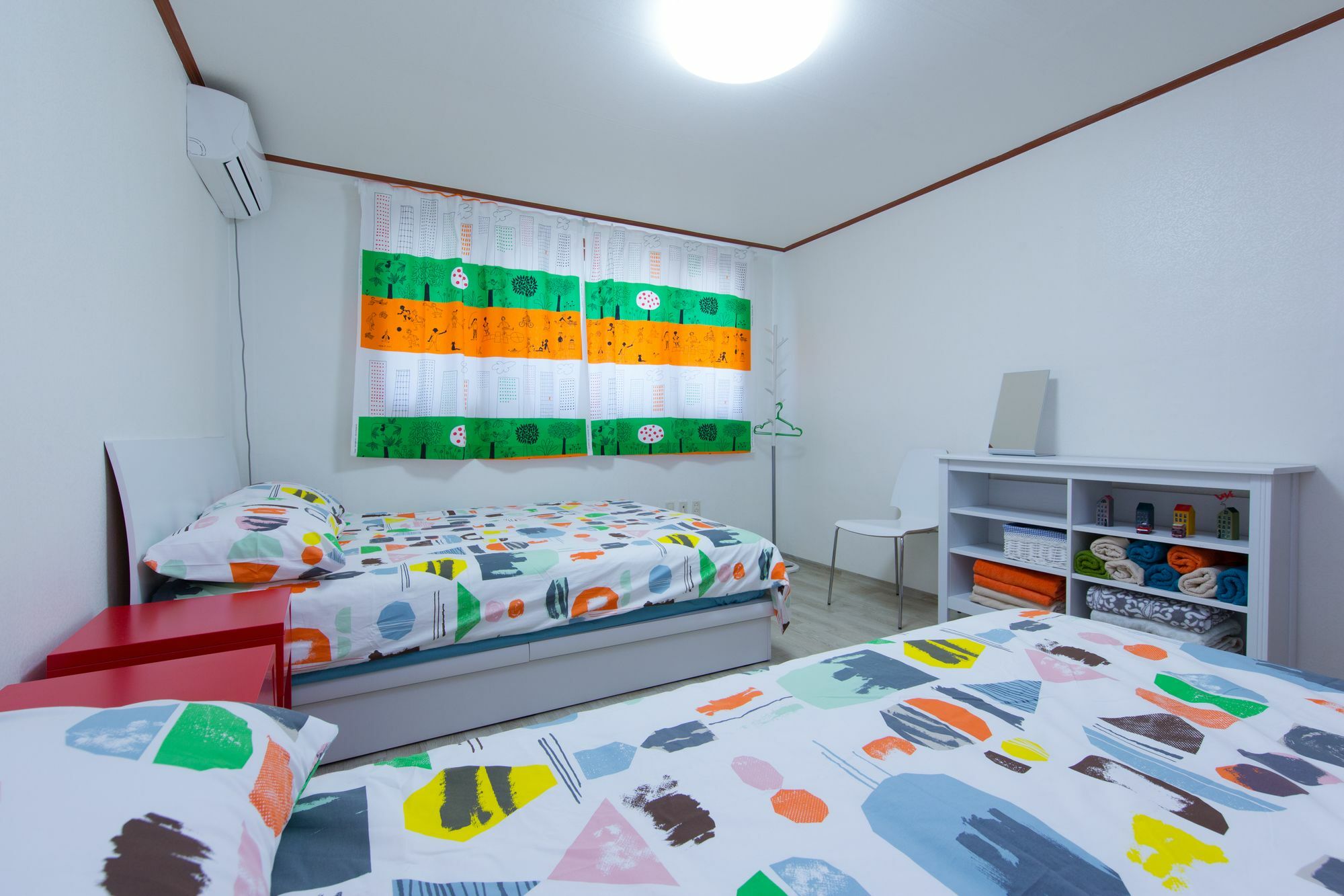 Sunny's In Hongdae Area Apartment